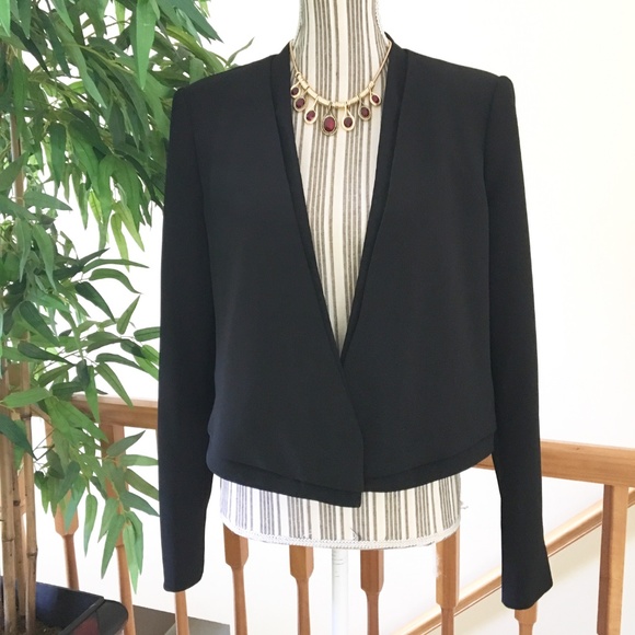 NWOT WHBM Black Cropped Drape Jacket Blazer S. 10 - Picture 2 of 9
